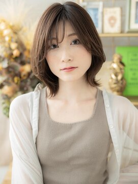カバーヘア ブリス 上尾西口店(COVER HAIR bliss) センターパートくせ毛風くびれショートボブa上尾20代30代40代!
