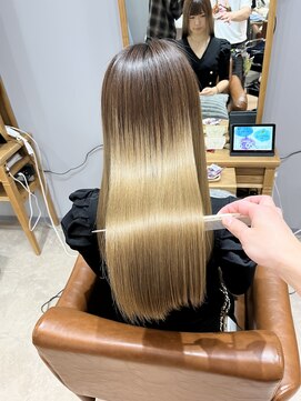 ロア 福岡天神店(LORE) 縮毛矯正