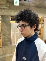 スパイキーショートピンパーマ