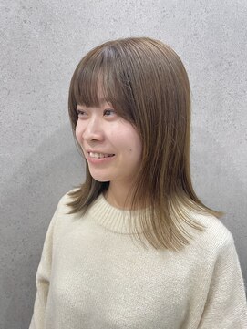 ヌーヴェル(nouvelle) 切りっぱなしミディアム×ハニーベージュ