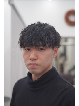 オブヘアーギンザ(Of HAIR GINZA) カット パーマ フェード シェービング ヘッドスパ