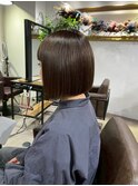 暗めグレージュ　くすみブラウン