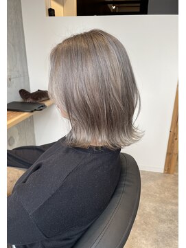 リーアイ(R-ee-i) グレージュミディアム