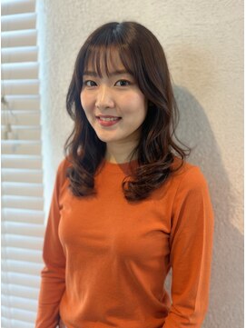 ドール(DOLL) カット　ケアカラー　トリートメント