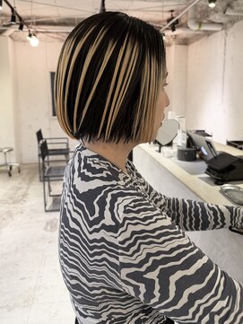 ルーム(Loom.) 毛先カラー プレイングカラー ハイライト