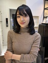 ヘアアンドメイク シークネクスト(HAIR&MAKE SeeK NEXT) ツヤ感カラー×ミディアムレイヤー