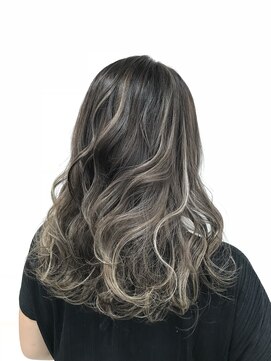 ラ ブレス 大阪梅田(LaBless) W3Dホワイトハイライト☆(梅田)