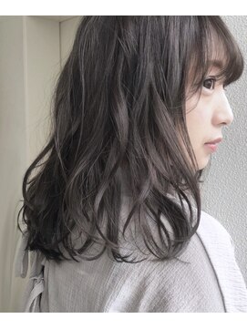 ヘアーデザイン シュシュ(hair design Chou Chou by Yone) ☆chouchou☆暗めアッシュグレー