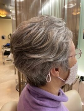 ユニットコンプレックス 名取店(UNIT complex) エレガントグレーヘア