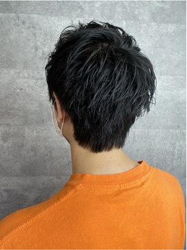 ジェームス(Jyym's) ナチュラルなビジネスショート