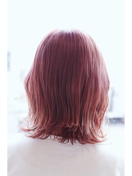 ロンドプロフィール 浦和(Lond profil) 【ワンランク上のボブ】可愛いピンク系切りっぱなしボブ【浦和】
