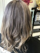 アトラス(Atlas)&nbsp;ブリーチ×グレージュ