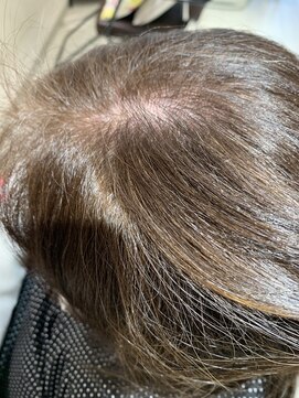 ヘアーサロン ビーネ(Hair salon Bi-ne) 艶も出せる白髪ボカシカラー