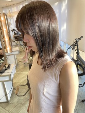 コワファースト 大分(COIFF1RST) ミディアムボブ