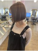 大人可愛いショートボブ白髪ぼかし20代30代40代/大分