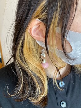 アイズ(aiz)の写真/「ダメージが気になる・・・」とお悩みの方もツヤのある仕上がりで、ダメージレスにカラーを楽しめます＊