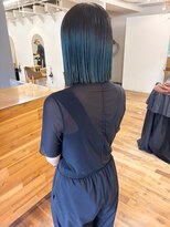 シロ(siro)&nbsp;カット　ルーツカラー