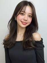 ビューティシモ 川越(Beautissimo)&nbsp;オリーブアッシュベージュ 韓国風 くびれレイヤー ロングヘア