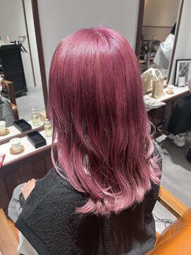 オーパスバイアンブルリュクス 池袋(Opus by ambleluxe) レディースカット/ブリーチカラー/レイヤーカット