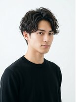 土曜日のクジラ 黒崎店&nbsp;黒髪センターパート・ゆるウェーブショート