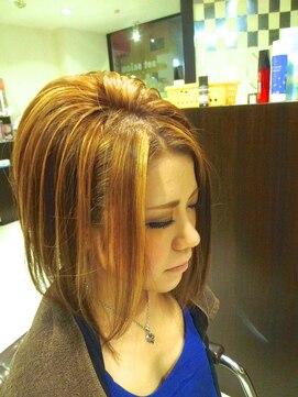 ヘアセットサロンエッジ(Edge) ロングヘアーからのストレート前下がりボブ