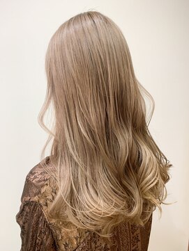 シーズンズセントリック 吉祥寺(SEASONS Centric) 【SEASONS Centric吉祥寺】ハイトーン×ホワイトベージュ