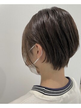 ブランブラン(Blanc blanc) 耳かけショートボブ!