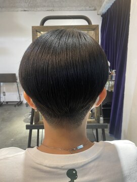 レガーレ(Legare) 髪質改善美還元トリートメント×刈り上げショート