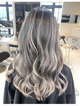 リア 布施店(Lia) バレイヤージュ