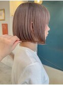 ミニボブミルクティーベージュ内巻きボブ切りっぱなしボブウルフ