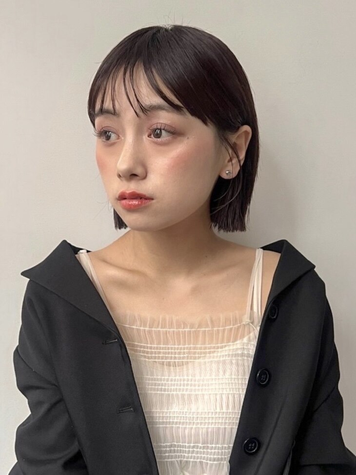 ピンクベージュ/ブリーチなし/艶ボブ/表参道