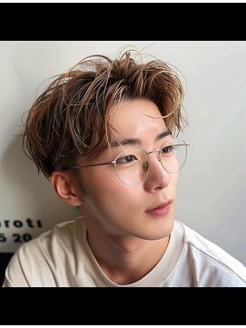 グリット オオサカ(GRIT osaka) メンズパーマでイメージチェンジ