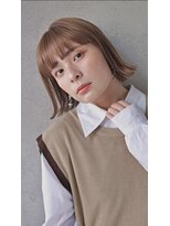 エクラート ミリア 船橋(ECLART milia)&nbsp;ツヤ感が映えるロブスタイル｜髪質改善でしっとり美髪へ