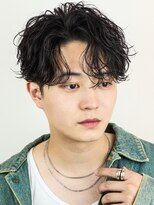 オーシャントーキョー 原宿(OCEAN TOKYO)&nbsp;波巻きパーマメンズツイスパシャドウパーマ黒髪センターパート