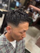 フォーコーナーズカットショップスリーセント 栄(FourCornersCutShop 3/cent)&nbsp;フェードショート