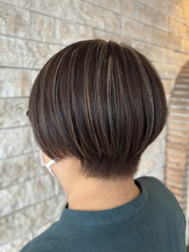 フラット 千葉(Flat.) 白髪ぼかしハイライト【千葉駅】