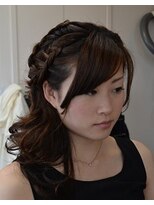 ビアージュ(b age)&nbsp;三つ編みUP