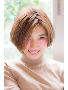 ハニーシブヤ(HONEY shibuya) 【KAYAK渋谷】タートルネックokスッキリショート(小田 泰之)