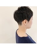 襟足を借り上げたショートスタイル