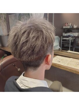 グッドネイバーズ 流山おおたかの森店(GOOD NEIGHBORS) メンズもブリーチグレージュ