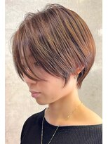 ロータス(Lotus)&nbsp;前髪長めのショートボブ　担当カタダ