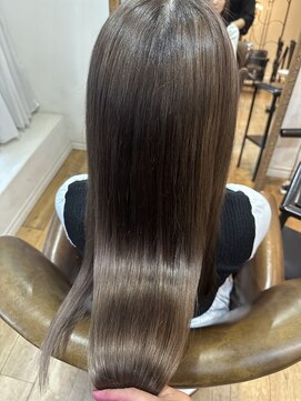 ラベスト バイ セロ 池袋メトロポリタン前(LOVEST by CERO) ブリーチでつくる！グレージュカラー