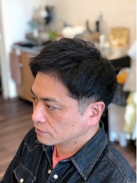 ヨダ理容室 ビジネスツーブロック（カット、ヘッドスパ、お顔剃り￥5500)