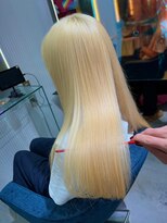 ボックスミコ(Box mico.)&nbsp;ツヤ髪ロングでも叶う☆抜きっぱなしブロンド