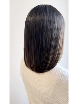 チョキナ(chokina.) ミディアムボブ×水素パウダートリートメント