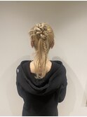 ポニーテールアレンジ