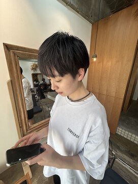 ウイ(Ui) マッシュライン×ラベンダーアッシュ