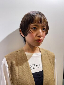 クィーンズガーデンバイケーツーギンザ(QUEEN’S GARDEN by K two GINZA) マッシュショート/姫カット/バングカラー