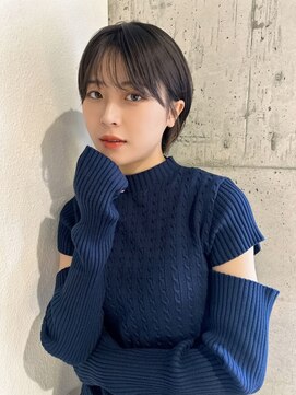 ルービック 江坂(Rubik's) 小顔耳掛けショート