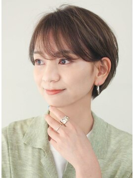 ルアン 大分駅店(ruen) 前髪長めショート大人ショートカット30代40代50代大分ショート